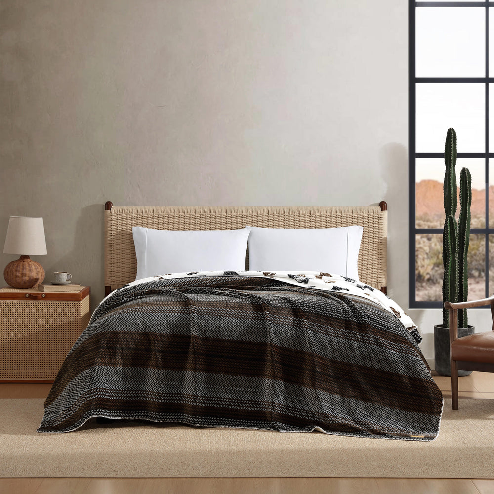 Printed Plush Fleece Reversible Blanket