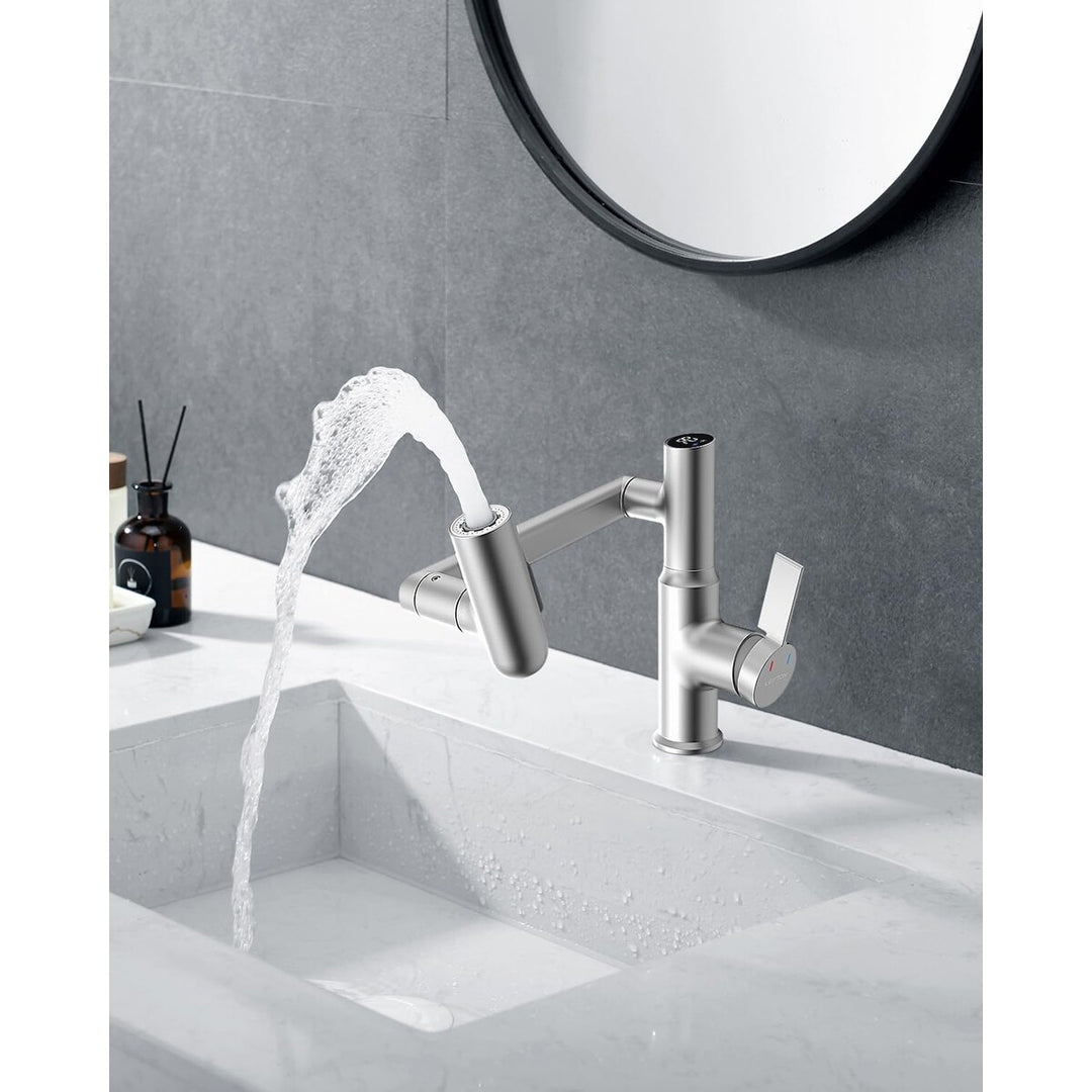 Rotatable Bathroom Faucet with Temperature Display in Fahrenheit (Batteries-Free), BF2204