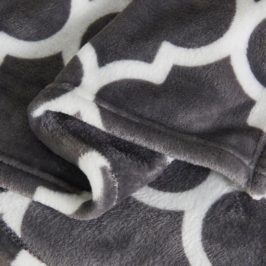 Luxuriously Velvety Plush Blanket Soft Lightweight Blanket