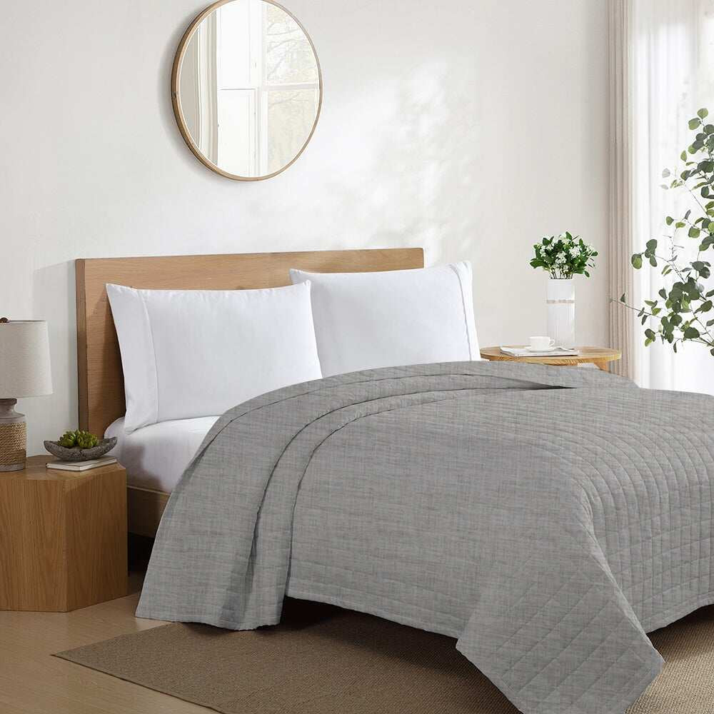 Lux Ultra-Soft Lightweight California Square Quilt
