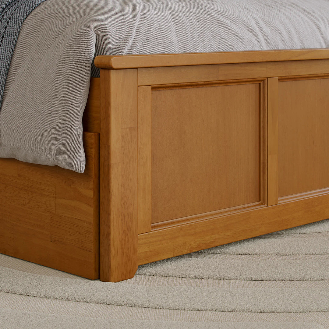 Madison Platform Bed with Matching Footboard & Trundle