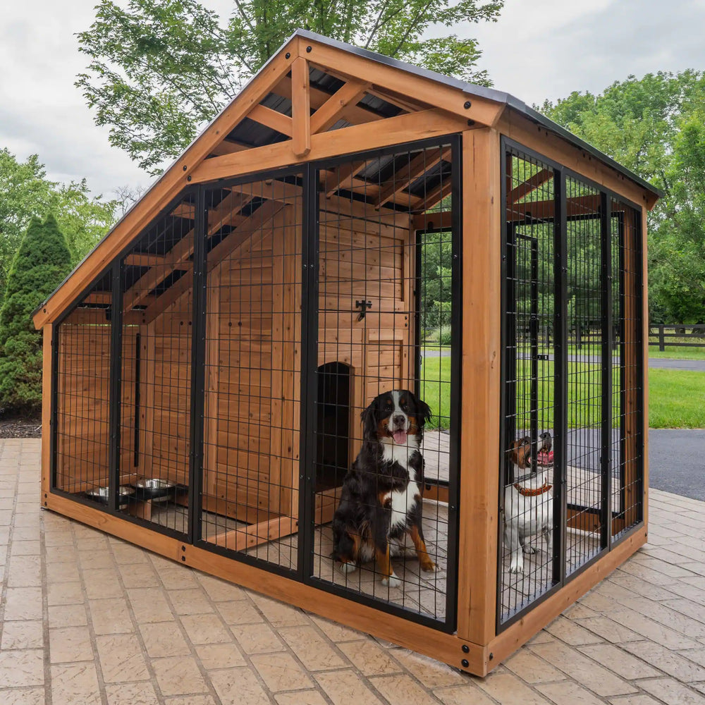 7'X5' Waggin' Retreat Cedar Wood Outdoor Dog Kennel