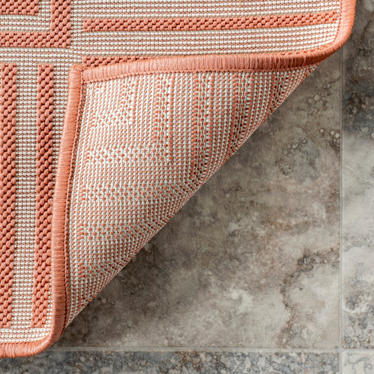 Leah Classic Bordered Indoor/Outdoor Area Rug