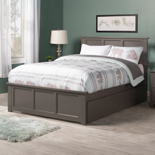 Madison Platform Bed with Matching Footboard & Trundle