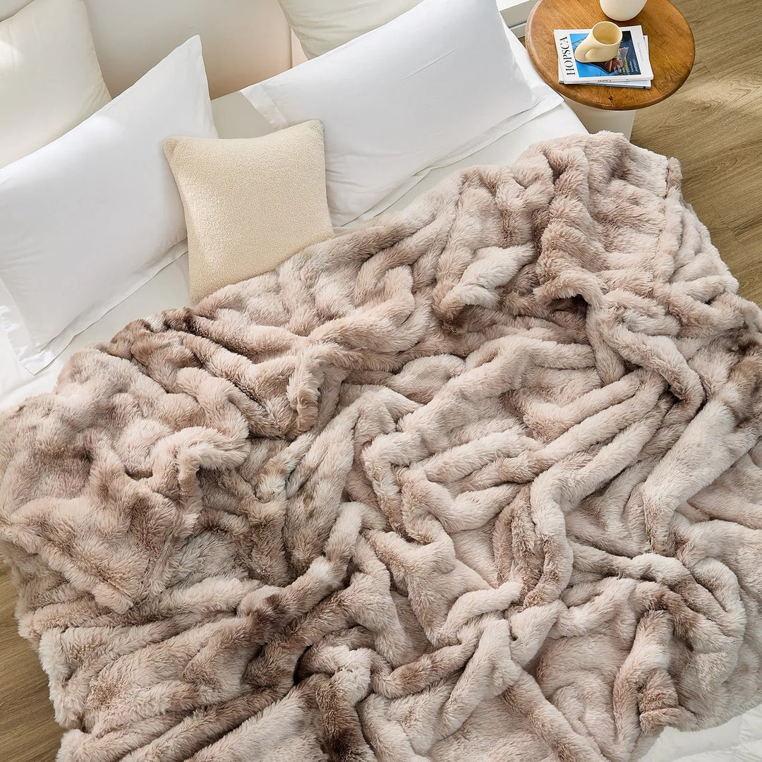 Snowball® Chunky Bunny - ® Blanket - Taupe Desert