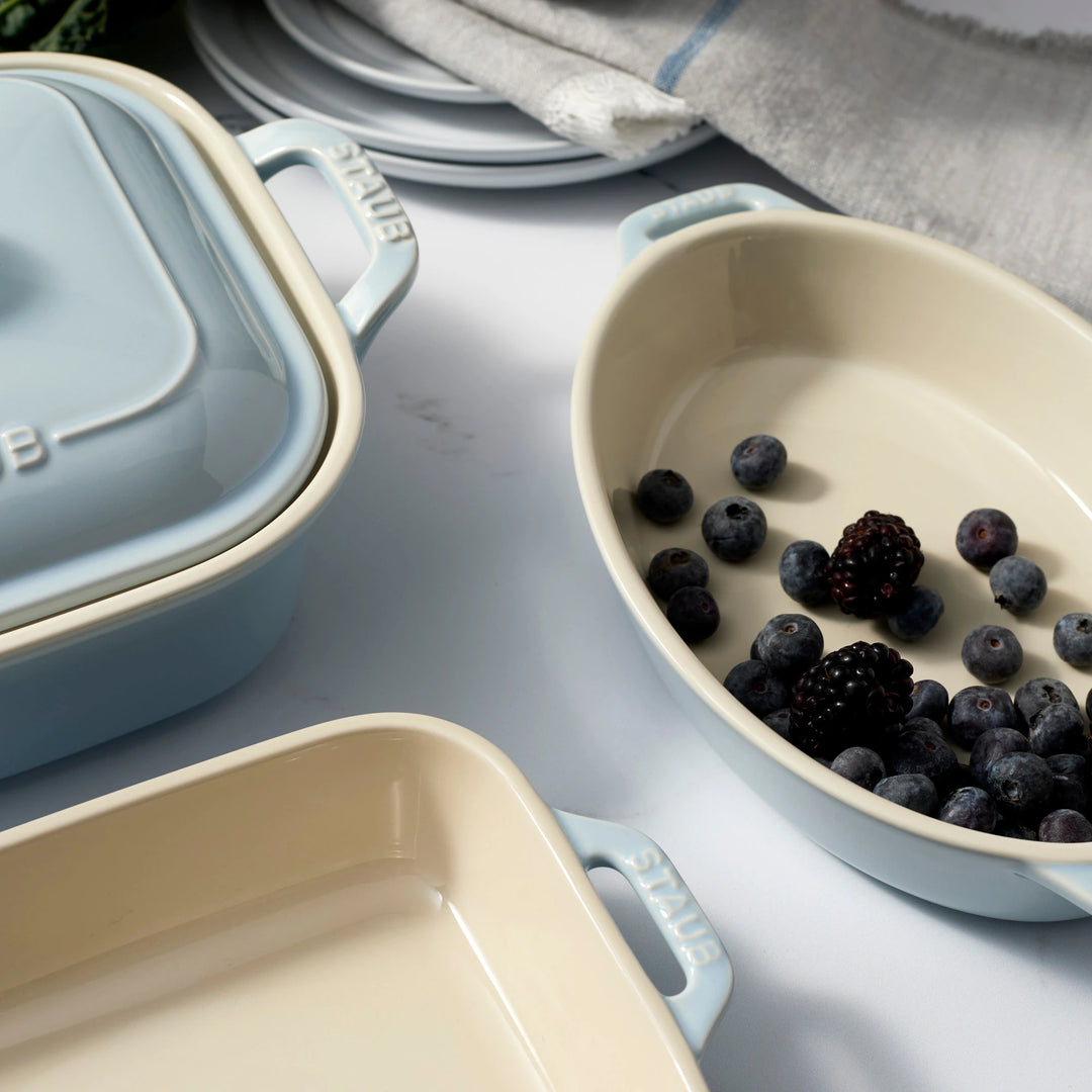 Ceramic 4-Pc Baking Pans Set, Casserole Dish with Lid, Brownie Pan, Pastel