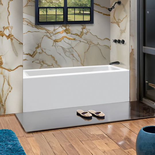 Acrylic-Fiberglass Soaking Bathtub, White. Alcove/Apron Front