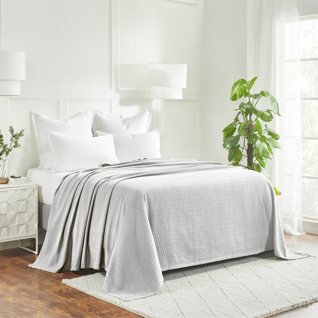 Diamond Weave All-Season Bedding Cotton Blanket