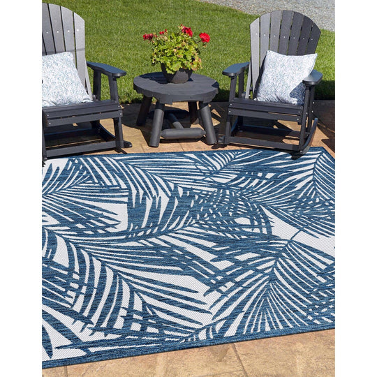 Contemporary Palm Leaf Textured Flat Weave Indoor/Outdoor Area Rug