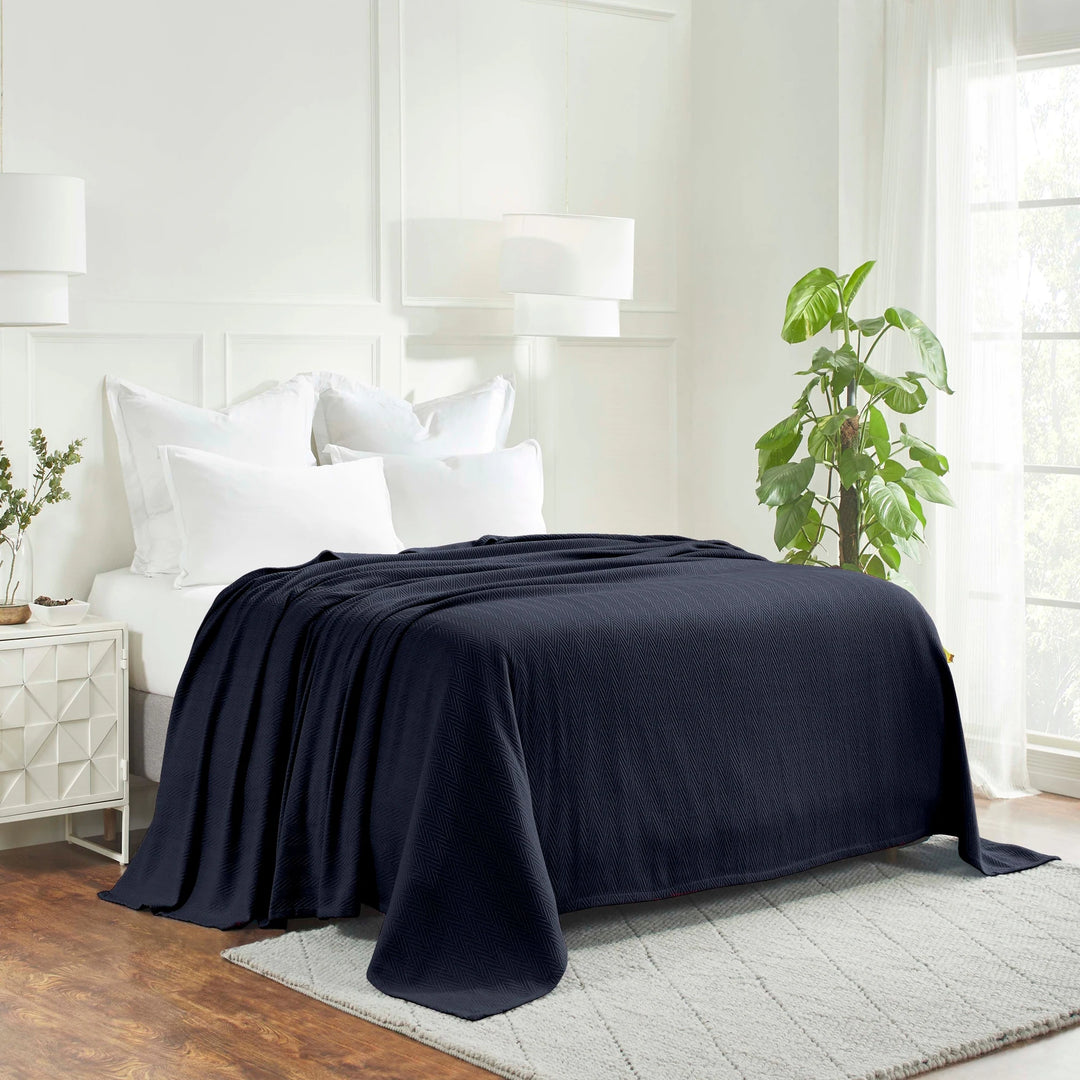 Metro Zig-Zag Chevron All-Season Bedding Cotton Blanket