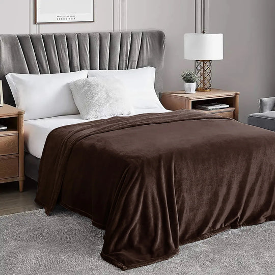 Cozy Microfiber Extra Soft Solid Color Throw Bed Blanket