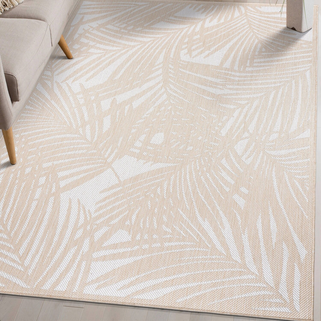 Contemporary Palm Leaf Textured Flat Weave Indoor/Outdoor Area Rug