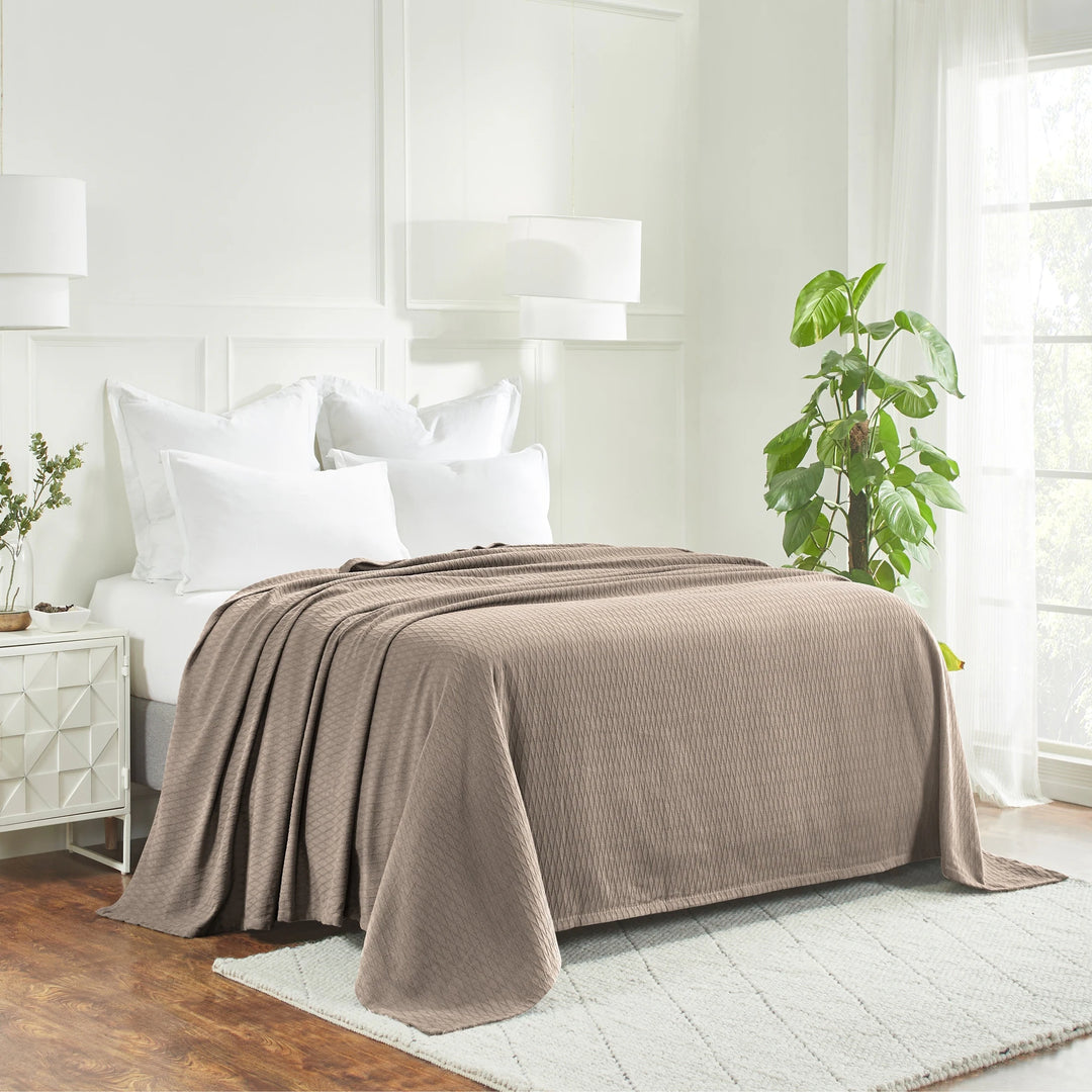 Diamond Weave All-Season Bedding Cotton Blanket