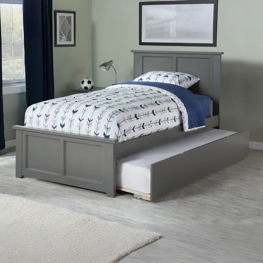 Madison Platform Bed with Matching Footboard & Trundle