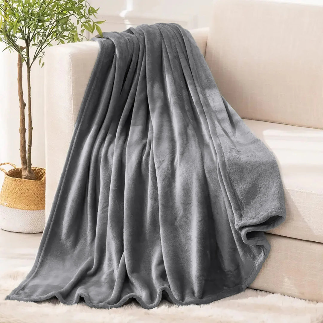Cozy Microfiber Extra Soft Solid Color Throw Bed Blanket