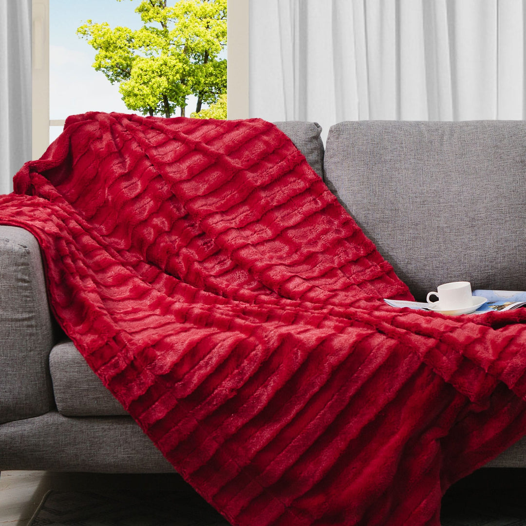 40 X 50 Ultra Soft Faux Fur Throw Blanket