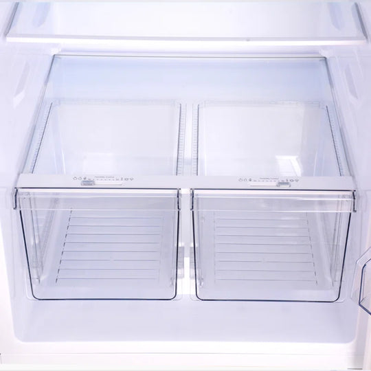 30" 18.2 Cu. Ft. Garage Ready Top Mount Freezer Refrigerator with Pocket Handle