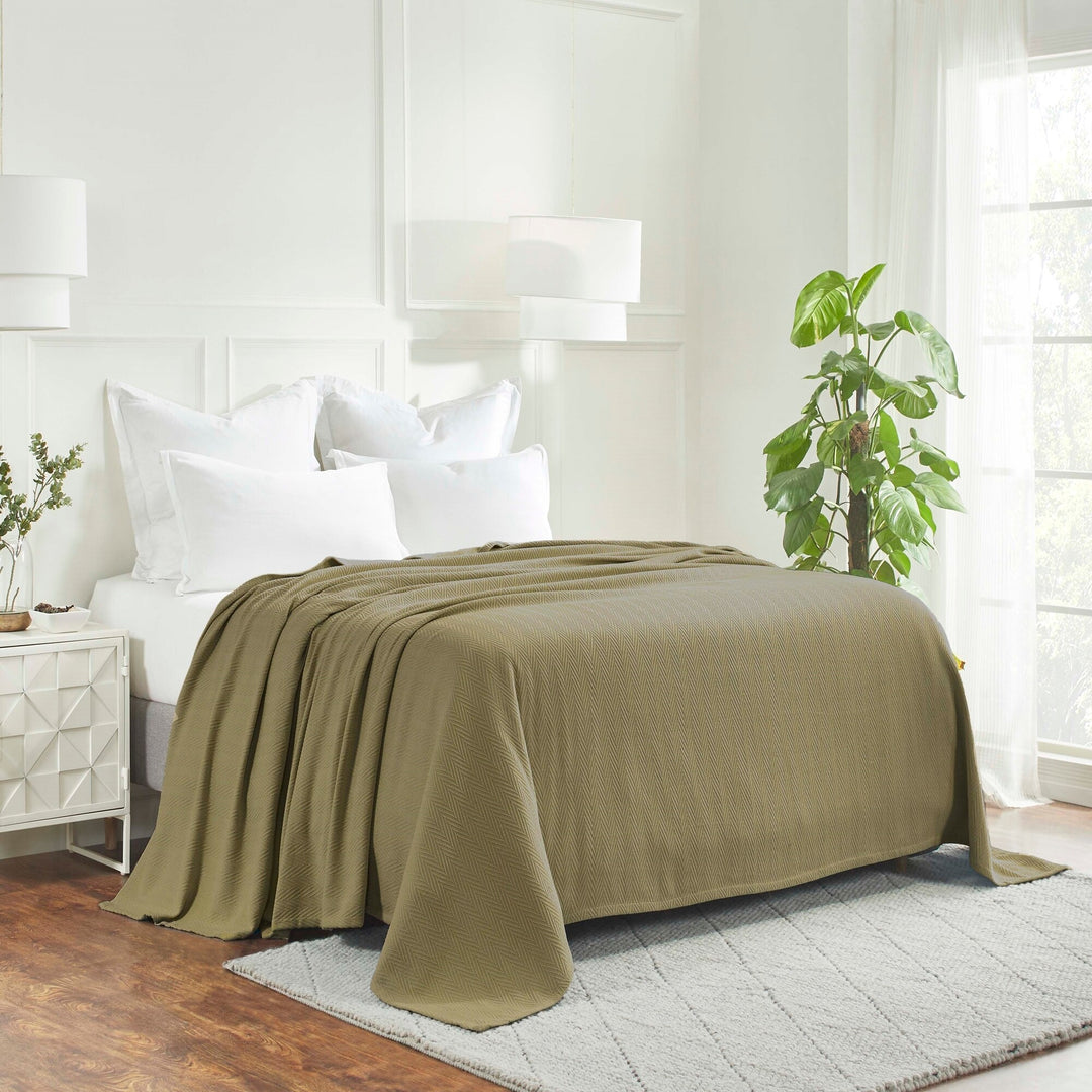 Metro Zig-Zag Chevron All-Season Bedding Cotton Blanket
