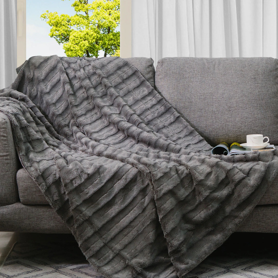 Faux Fur/ Microplush Reversible Throw Blanket