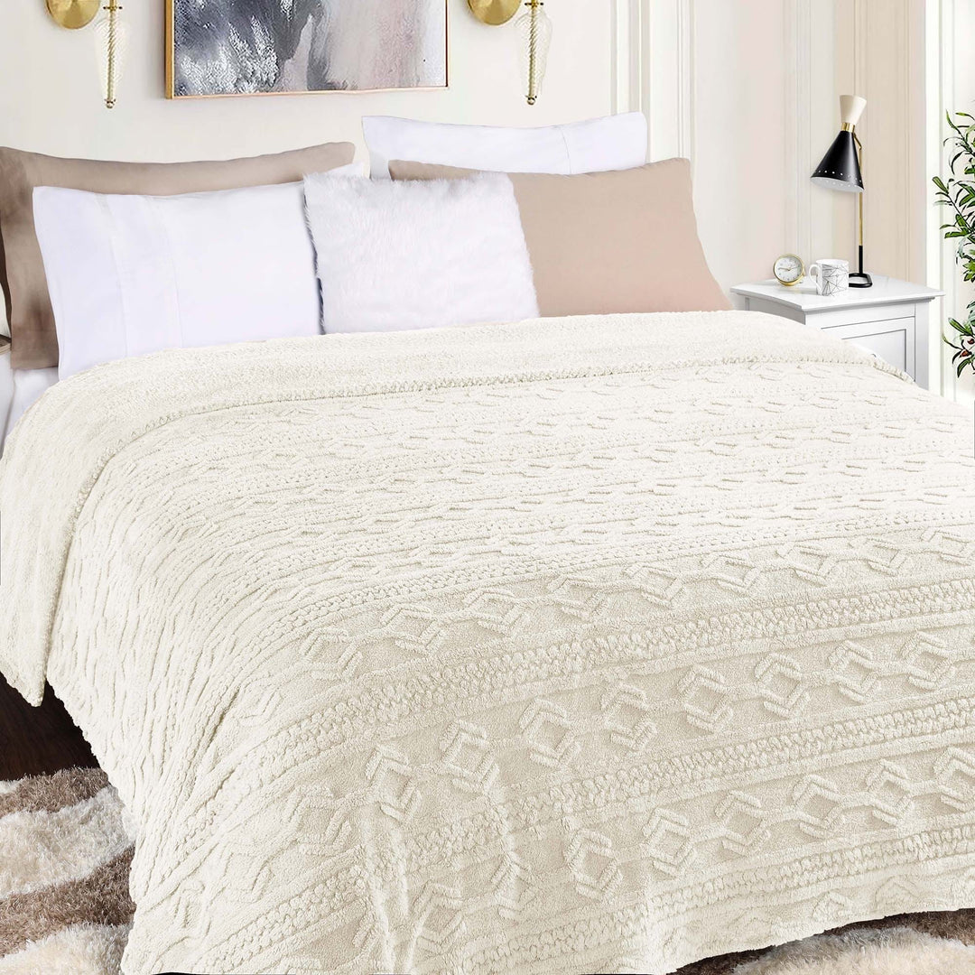 Arctic Boho Jacquard Plush Fluffy Fleece Blanket